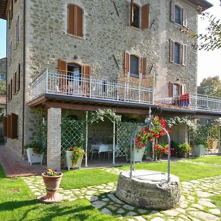 Sleeps 4 Air Con Magione
