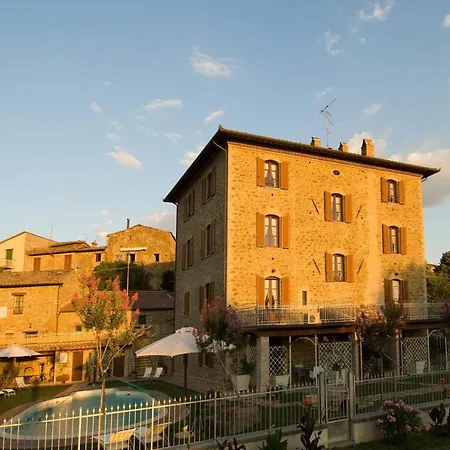 Sleeps 4 Air Con Apartment